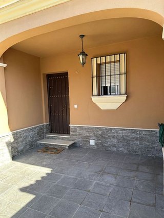 Casa adosada en venta en Campillos
