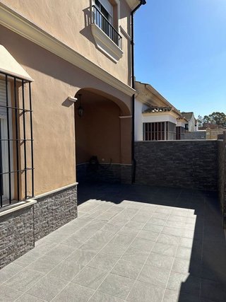 Casa adosada en venta en Campillos