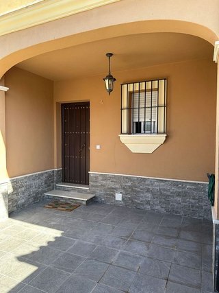 Casa adosada en venta en Campillos