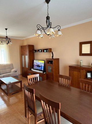 Casa adosada en venta en Campillos