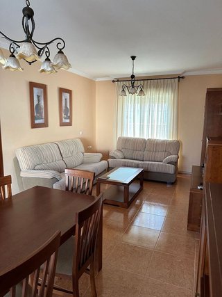 Casa adosada en venta en Campillos