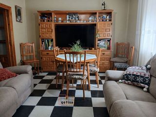 Casa adosada en venta en Valdepeñas