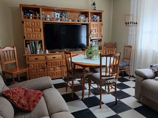 Casa adosada en venta en Valdepeñas