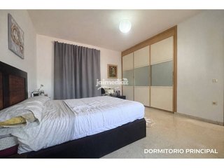 Casa adosada en venta en Alcalá del Río