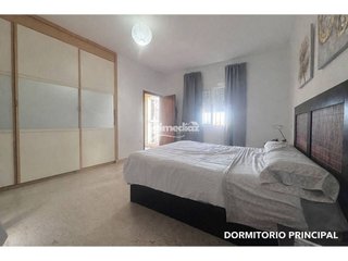Casa adosada en venta en Alcalá del Río
