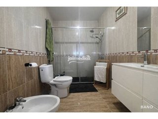 Casa adosada en venta en Alcalá del Río