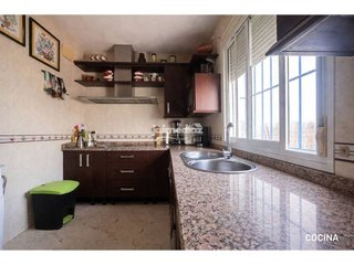 Casa adosada en venta en Alcalá del Río
