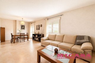 Casa adosada en venta en Illescas