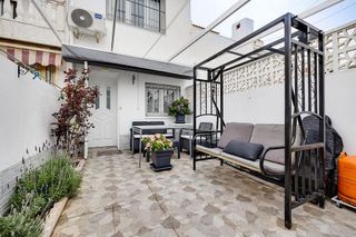 Casa adosada en venta en Nueva Torrevieja - Aguas Nuevas en Torrevieja