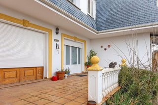 Chalet en venta en Baza