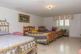 Chalet en venta en Baza