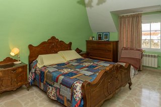 Chalet en venta en Baza