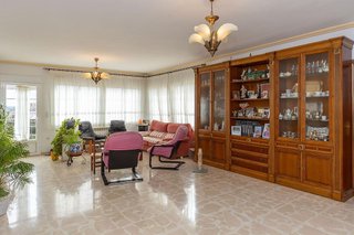 Chalet en venta en Baza