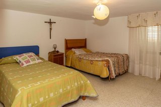 Chalet en venta en Baza