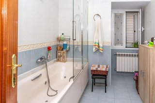 Chalet en venta en Baza