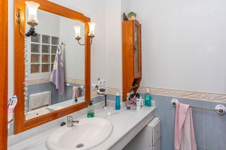 Chalet en venta en Baza