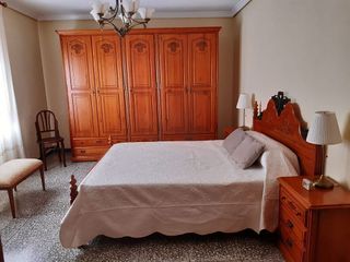 Chalet en venta en Peña de las Águilas en Elche