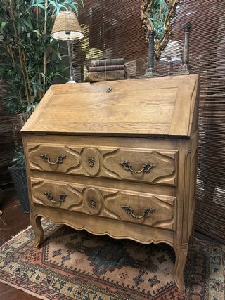 Escritorio antiguo