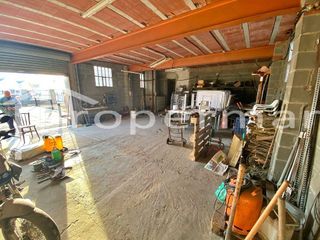 Chalet en venta en Parets del Vallès