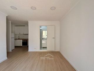 Piso en venta en Sants en Barcelona