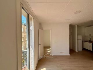 Piso en venta en Sants en Barcelona