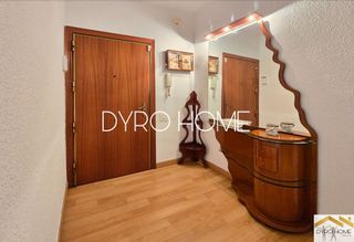 Piso en venta en El Castell-Poble Vell en Castelldefels