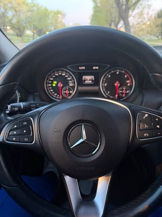 Mercedes-Benz 180 2016