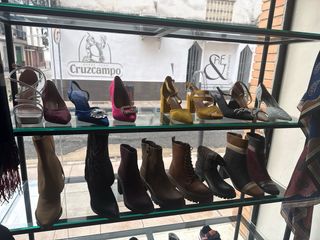 Lote calzado y ropa