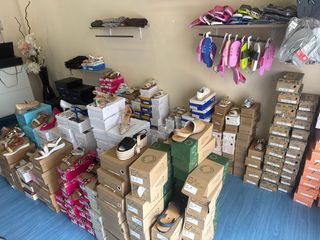Lote calzado y ropa