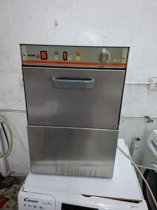 Lavavajillas industrial Fagor LVC-15