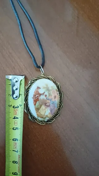 Medaglione Porcellana Vintage