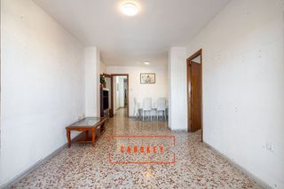 Piso en venta en Plaza de Toros - Santa Rita en Almería