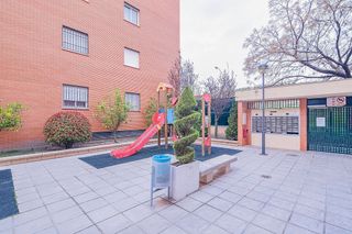 Piso en venta en Polígono Cartuja – La Paz en Granada