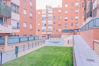 Piso en venta en Polígono Cartuja – La Paz en Granada