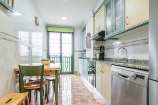Piso en venta en Contrueces en Gijón
