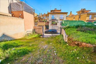 Terreno en venta en Crta. De la Sierra en Granada
