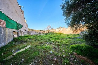 Terreno en venta en Crta. De la Sierra en Granada