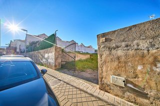 Terreno en venta en Crta. De la Sierra en Granada