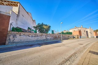 Terreno en venta en Crta. De la Sierra en Granada