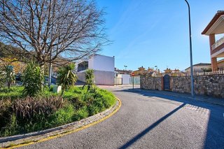 Terreno en venta en Crta. De la Sierra en Granada