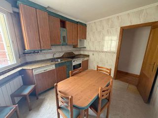 Piso en venta en Universidad - Los Lirios en Logroño