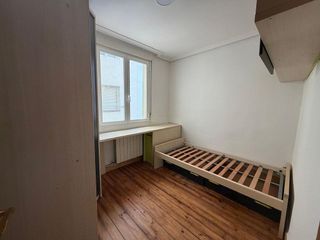 Piso en venta en Universidad - Los Lirios en Logroño