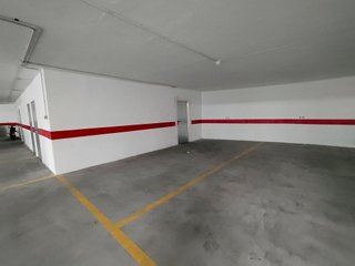 Piso en venta en Zubia (La)