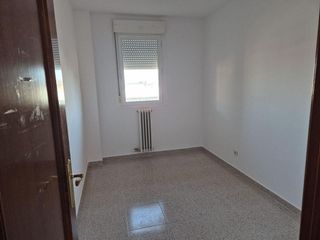 Piso en venta en Valdefierro en Zaragoza