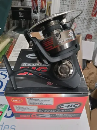 Carrete de pesca WFT Big Cat 10000