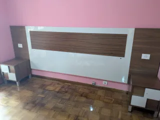 Cabecero de cama moderno madera y metal