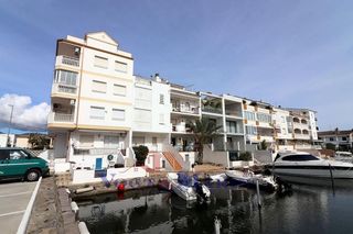 Piso en venta en Empuriabrava en Castelló d´Empúries