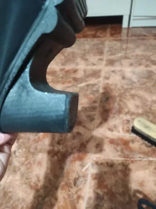 Botines negros con cordones y hebilla