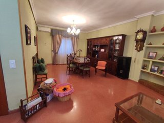 Casa adosada en venta en Tomelloso