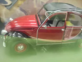 Coche de colección Citroën 2CV 1:18 Solido